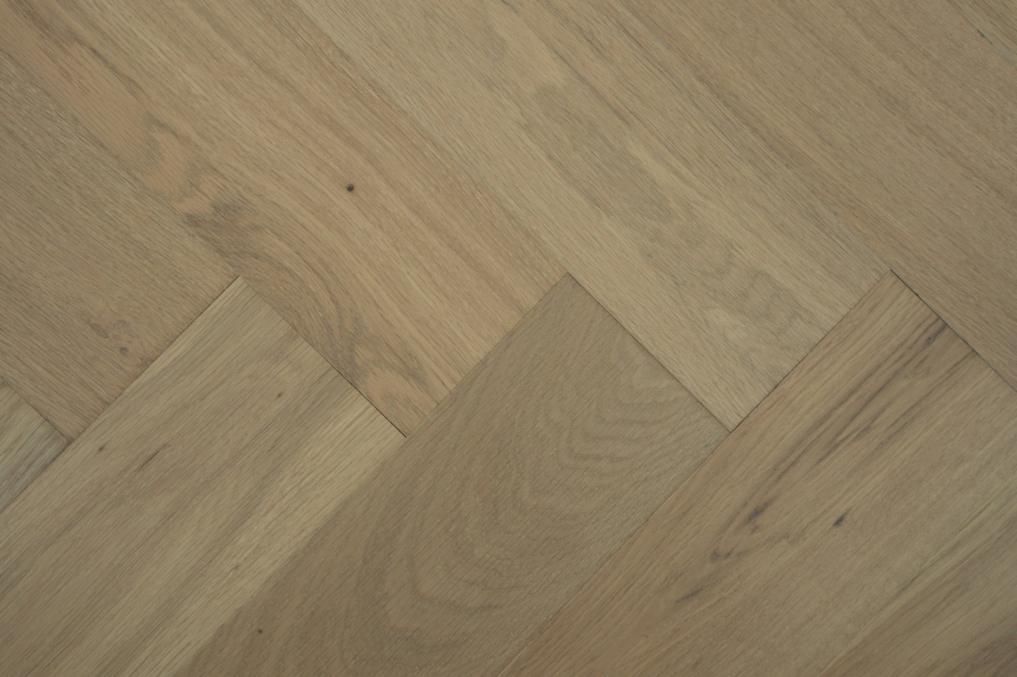 Engineered Oak Herringbone 4305