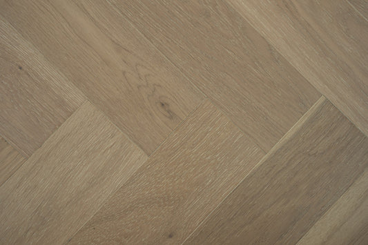 Engineered Oak Herringbone 4306